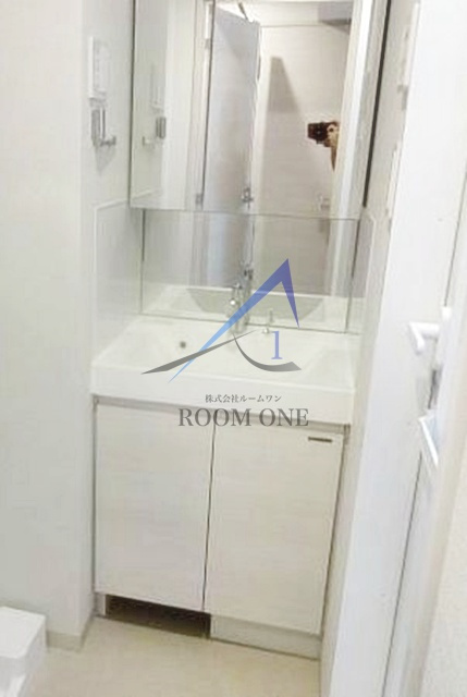 ＡＸＡＳ武蔵小山アジールコートの洗面所|洗面台です。