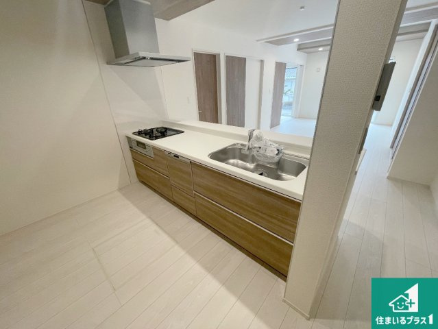 西宮市北六甲台4丁目　新築一戸建ての前面道路含む現地写真|周辺は落ち着いた街並みの住宅地！子育てがしやすい住環境です！まだ未完成ですが、現地でしかわからない事もございます。是非一度ご覧ください。