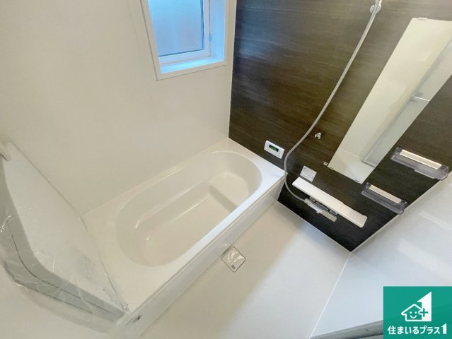 西宮市北六甲台4丁目　新築一戸建ての前面道路含む現地写真|周辺は落ち着いた街並みの住宅地！子育てがしやすい住環境です！まだ未完成ですが、現地でしかわからない事もございます。是非一度ご覧ください。