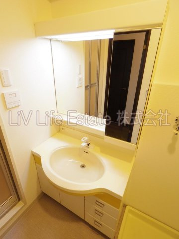 小平市美園町２丁目の賃貸マンション