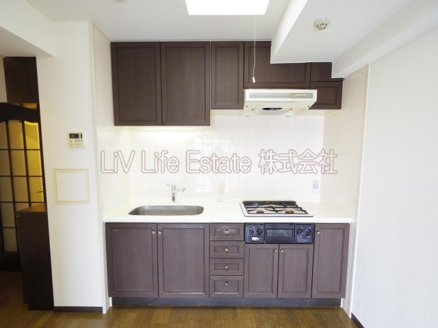 小平市美園町２丁目の賃貸マンションのキッチン