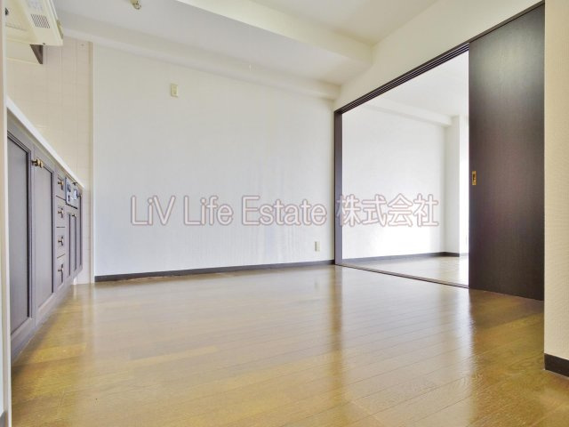 小平市美園町２丁目の賃貸マンションの内装