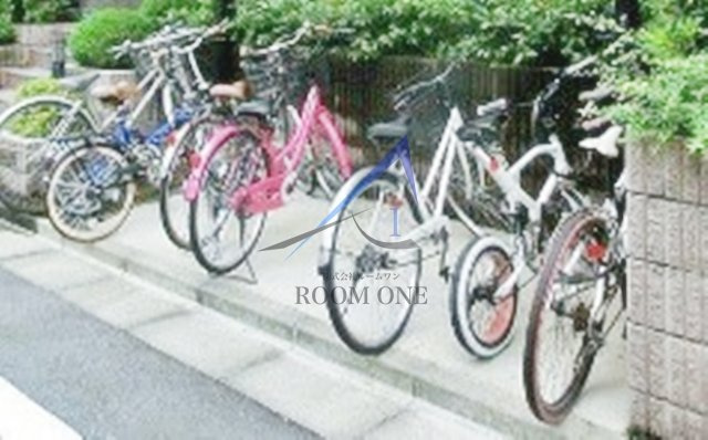 グレイスヨネザワのその他共用部分|駐輪場です。