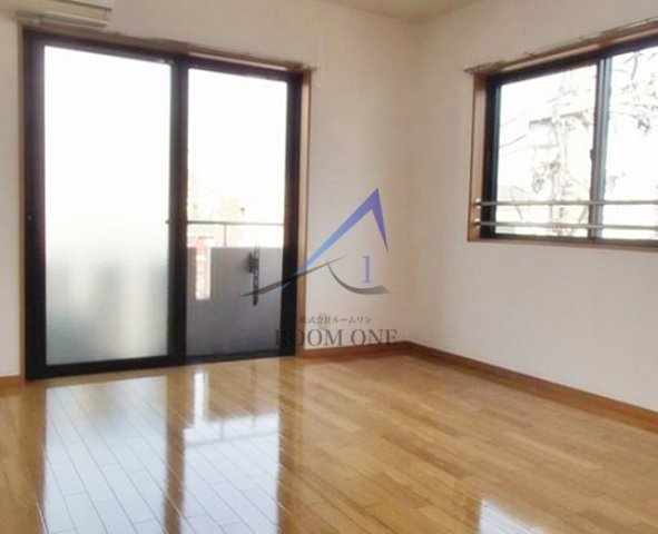 グレイスヨネザワの居間・リビング|洋室のお部屋です。