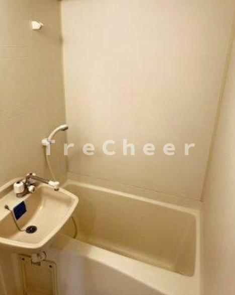 アルファ三ノ輪の浴室