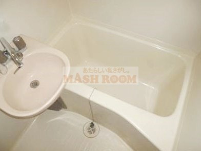 杉並区上井草４丁目のアパート