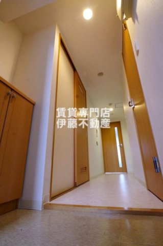 プランドール浅間町の玄関