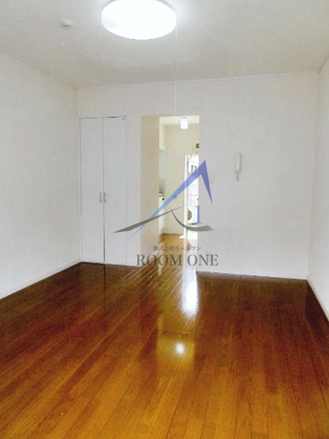 ミ・カーサの居間・リビング|洋室のお部屋です。