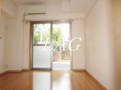 【居間・リビング】 | ヴェルドミール | 洋室のお部屋です。