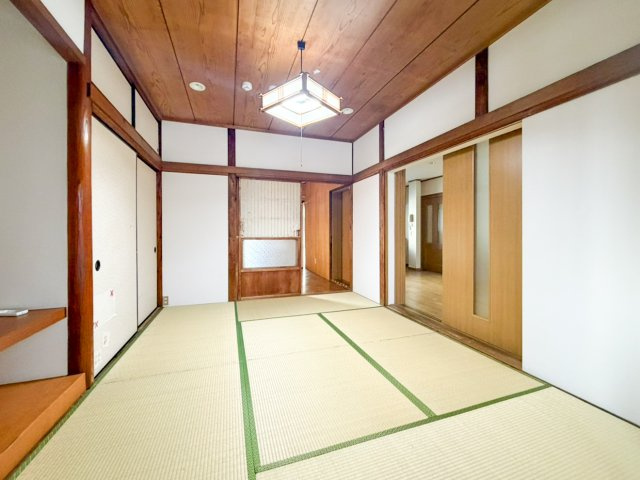 港楽貸家の和室