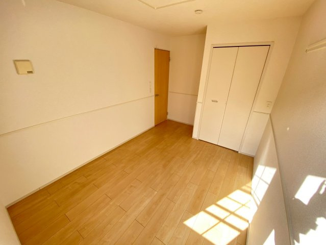 【寝室】 | サンリットレジデンス　Ⅱ