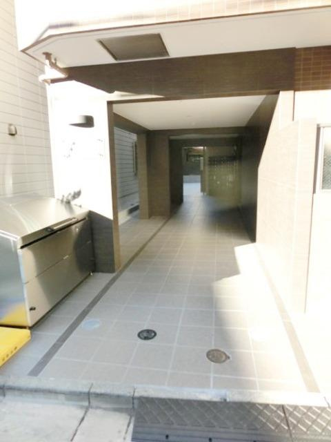 J’sコート高円寺のエントランス