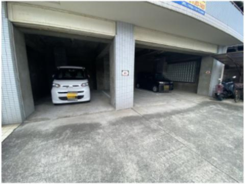 ベルトピア姫路Ⅰの駐車場
