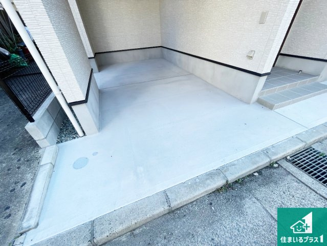 尼崎市西立花町1丁目　新築一戸建ての駐車場|駐車スペース！散水栓があるので、こまめに愛車を洗えます！