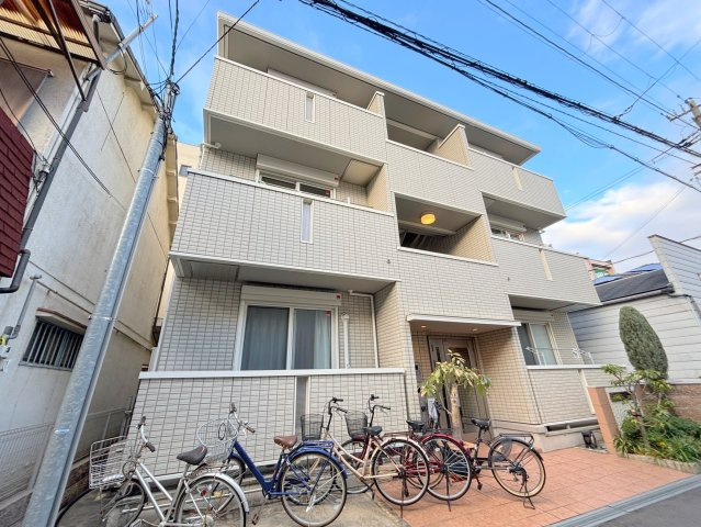 ハイツ・クレールの外観