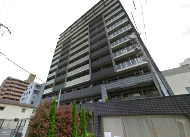 プレサンス三宮東フィールの外観