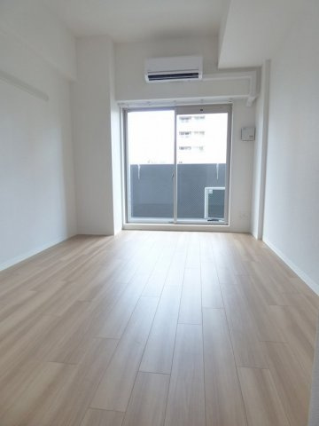 プレサンス三宮東フィールの居間・リビング