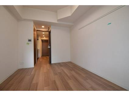 ララプレイスザ・神戸シルフの居間・リビング