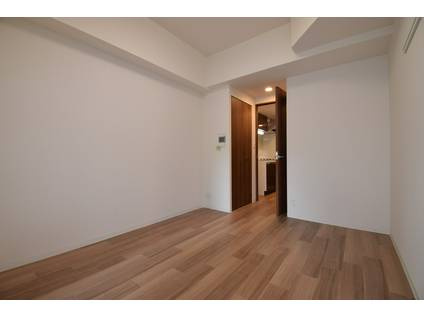 ララプレイスザ・神戸シルフの居間・リビング