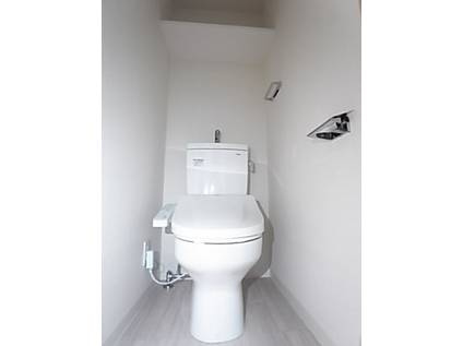 ララプレイスザ・神戸シルフのトイレ