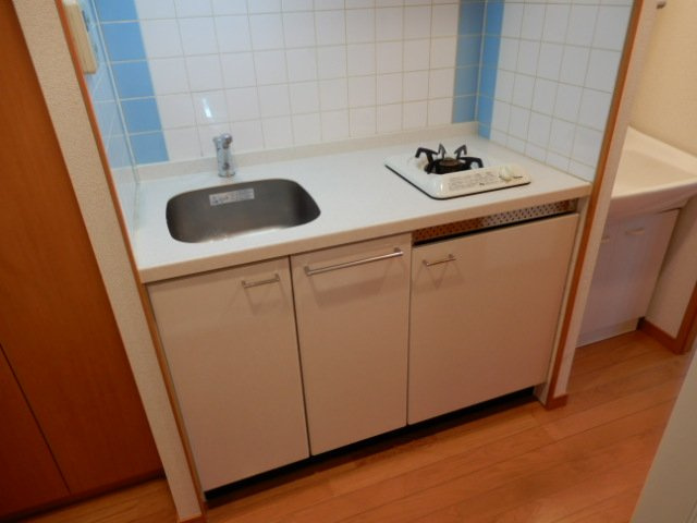 プレサンス神戸裁判所前のキッチン