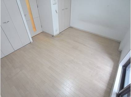 プレサンス三宮花時計前の居間・リビング