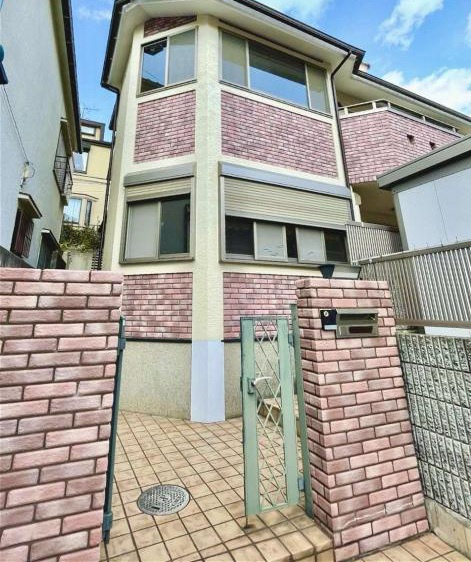 森北町4丁目貸家西棟