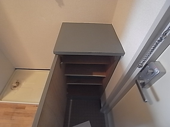 シャルマンフジ御影参番館の玄関