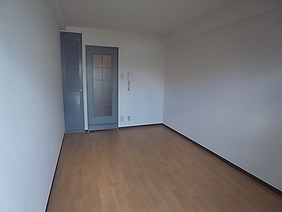 シャルマンフジ御影参番館の居間・リビング