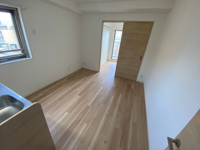 レゾナンス西宮北口の居間・リビング