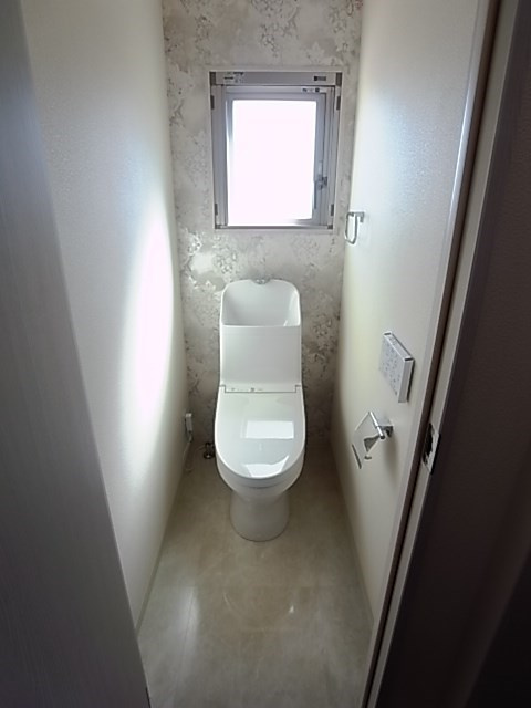 RYOWA RESIDENCEのトイレ