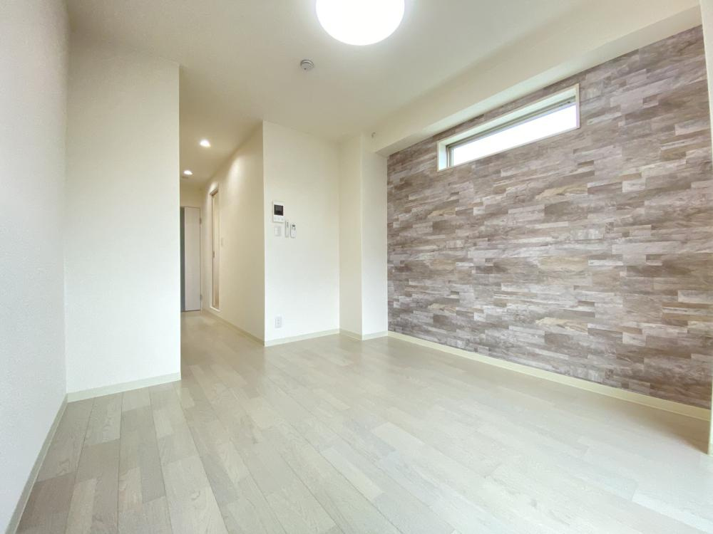 RYOWA RESIDENCEの居間・リビング