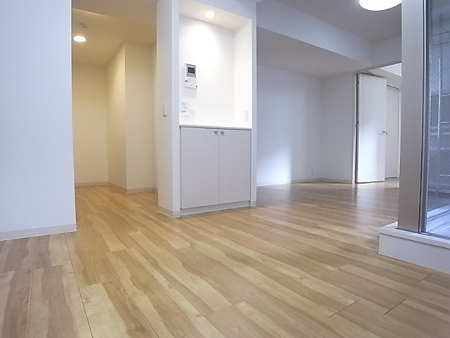 ラ・ウェゾン神戸海岸通の洋室