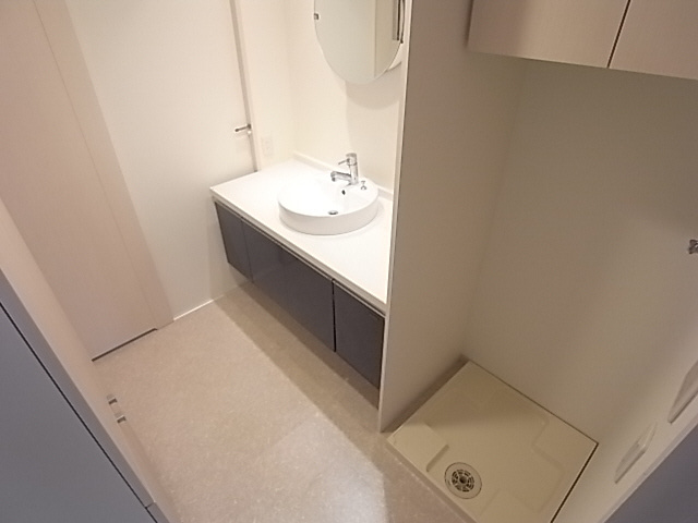 ラ・ウェゾン神戸海岸通の洗面所