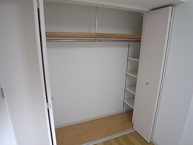 ラ・ウェゾン神戸海岸通の収納