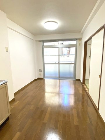 ムラカミＭＴの居間・リビング|ダイニングキッチン