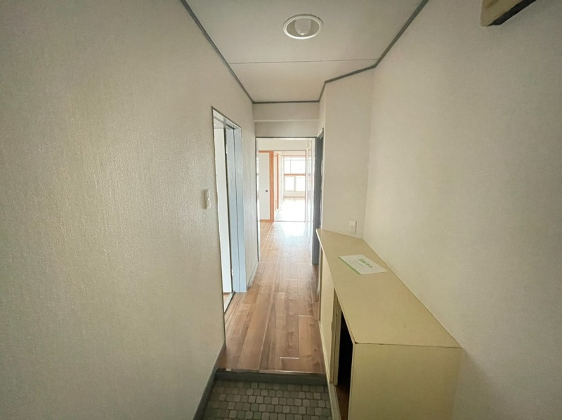 ハルール新田塚の玄関