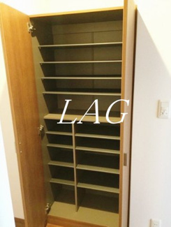 【その他】 | Fiore | シューズボックスです。