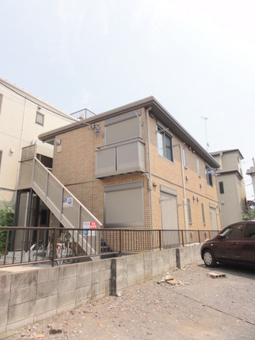 エミネンスの外観|コンビニ隣（ファミリーマート）