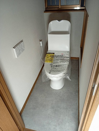 中迫戸建のトイレ