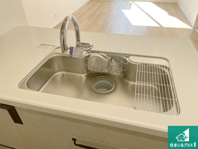 尼崎市西立花町5丁目　新築一戸建ての設備|洗い物も楽にできる、広々シンク！