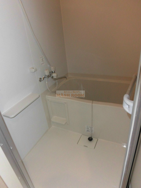 中野区本町２丁目の賃貸マンションの浴室