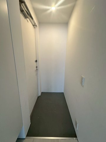 アーバンフラッツ湊町の玄関