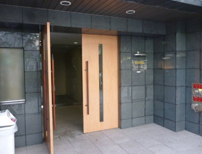 【エントランス】 | レヴィーナ東京八重洲 | レヴィーナ東京八重洲