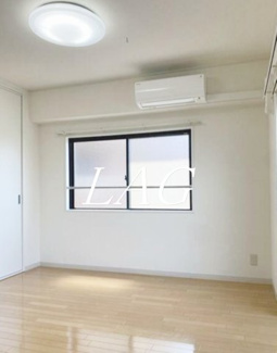 【寝室】 | サンリプル | 寝室です。