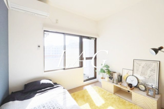 【寝室】 | いづみニッテイ・ハイツ北新宿 | 寝室です。※家具家電はイメージです。