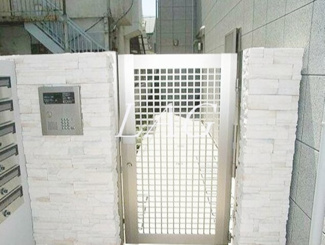 【エントランス】 | オーパス中野 | エントランスです。