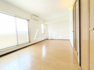 【居間・リビング】 | フローネ参宮橋 | 洋室のお部屋です。