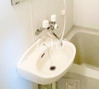 【洗面所】 | フローネ参宮橋 | 洗面台です。