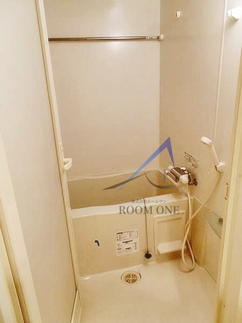 エルヴィエント・アース池袋の浴室|お風呂です。